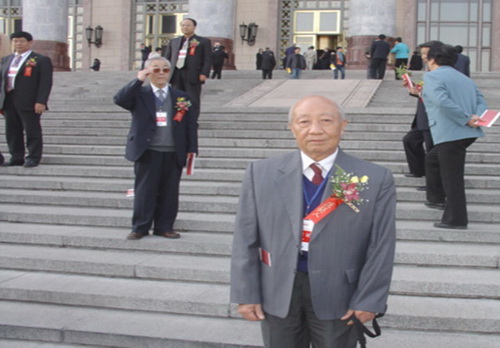 文章附图